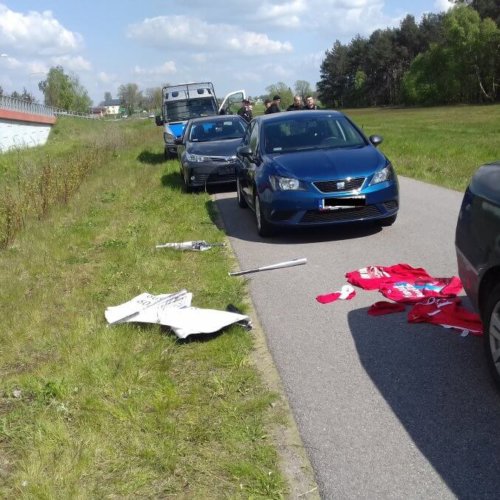 POLICJANCI ZAPOBIEGLI KIBOLSKIEJ NAPAŚCI NA AUTOSTRADZIE